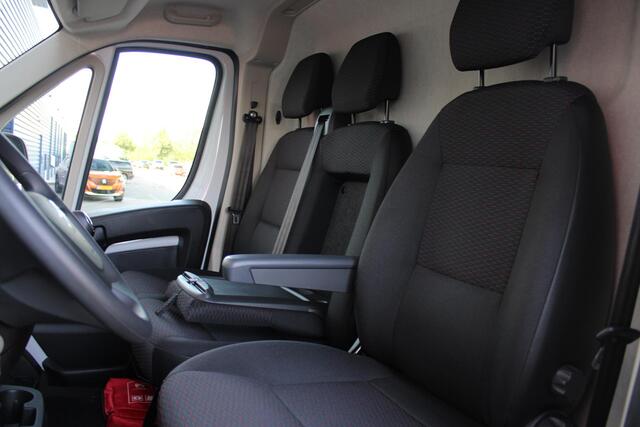 Citroen JUMPER 2.2 BlueHDi 120PK L2H2 3.0t 3-ZITS | APPLE CARPLAY/ANDROID AUTO | PARK SENSOREN | CRUISE | AIRCO | TREKHAAK | ALL SEASON BANDEN |