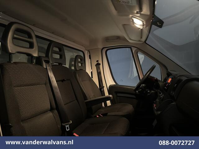 Citroen JUMPER 2.2 BlueHDi 141pk Bakwagen Laadklep Euro6 Airco | 955kg laadvermogen | Cruisecontrol Bijrijdersbank.