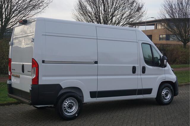 Citroen JUMPER 35 2.2 140PK EAT8 Automaat L2H2 BPM VRIJ!! 10" Navi, Clima, Camera, ACC LED, 270º Deur!! NR. J104*