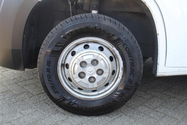 Citroen JUMPER 33 2.0 BlueHDi L1H1 Parkeersensoren l Bluetooth l Zijschuif deur l Centrale vergrendeling