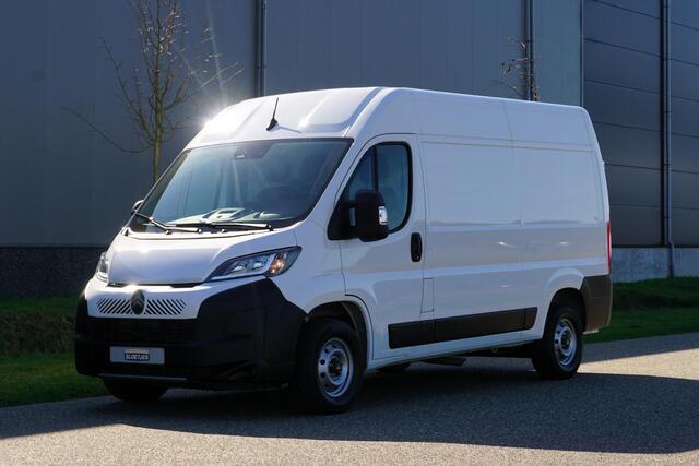 Citroen JUMPER 2.2 BlueHDi 140 S&S L2H2 3.5t in Topstaat |Trekhaak |Betimmering |2e airbag |Groot scherm |Standkachel |Stoelverwarming |Keyless entry en start |Camera |Cruise |Navi |3500 KG
