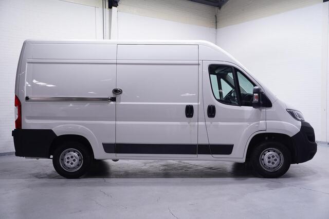 Citroen JUMPER 2.0 BlueHDi 130 pk L2H2 Airco Cruise control, PDC achter, Slechts 83 dkm, 3-Zits