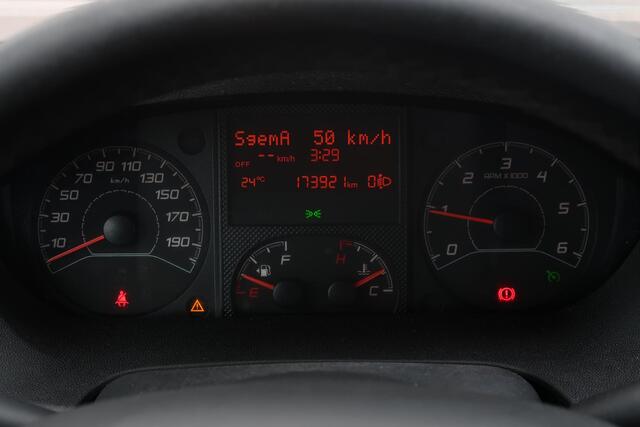 Citroen JUMPER 30 2.2 BlueHDi 140 L2H1 Club IMPERIAAL/ AIRCO/ CRUISE/ NAVI/ CARPLAY/ TREKHAAK