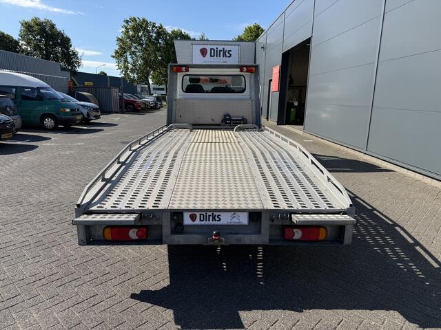 Citroen JUMPER 165pk Zwaar Oprijwagen (Luchtvering - Trekhaak - Lier - Geveerde bestuurdersstoel - Automatische Airco - Navigatie - Alu opbergbak - Cruise Controle)