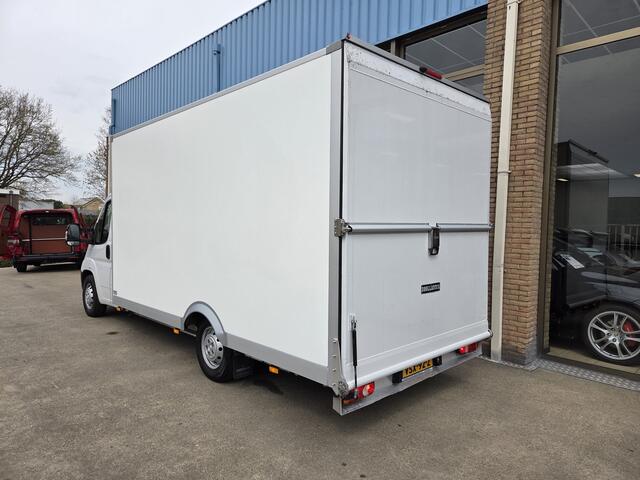 Citroen JUMPER / Peugeot Boxer 140 PK Lowliner Laadklep / Oprijklep Lage instap Airco Cruisecontrol