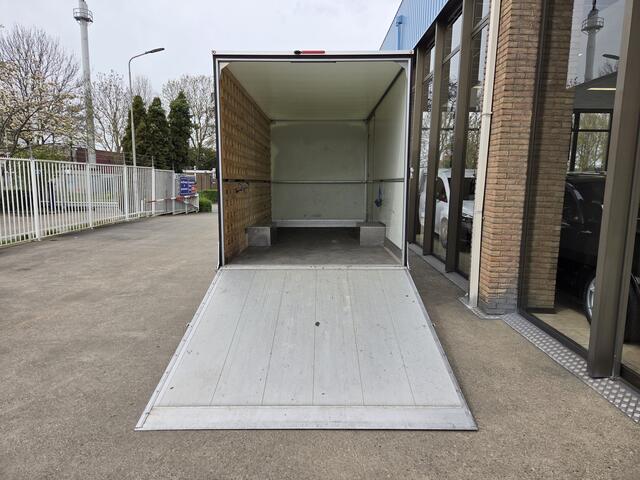 Citroen JUMPER / Peugeot Boxer 140 PK Lowliner Laadklep / Oprijklep Lage instap Airco Cruisecontrol