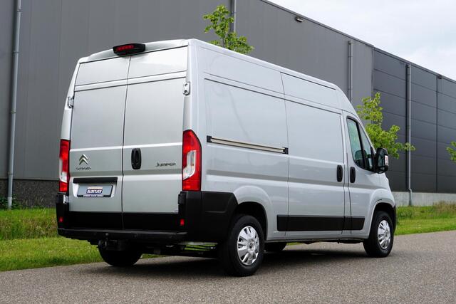 Citroen JUMPER 35 2.0 BlueHDi L2H2 In Topstaat |1e eigenaar |EURO6 |3500 KG |Metallic |Camera |Cruise |Navi |Climate control |Trekhaak |163 pk |BPM vrij!