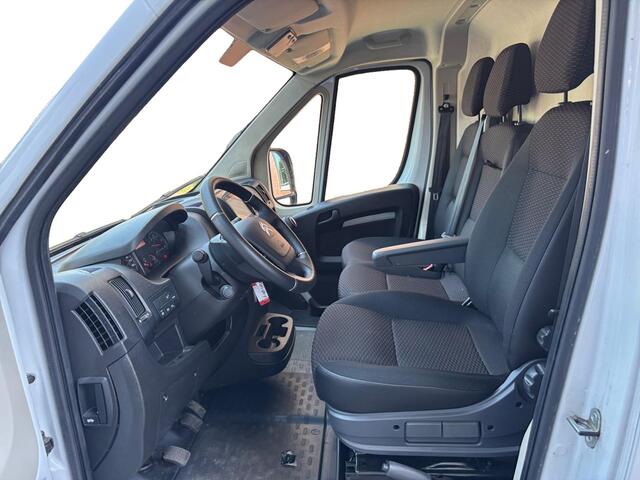 Citroen JUMPER L4H2 3.5t 165pk | 3T TREKGEWICHT | TREKHAAK* | NAVI | CAMERA | CRUISE CONTROL | BPM-VRIJ! | CLIMA | VLOER | APPLE CARPLAY / ANDROID AUTO | DODEHOEKBEW. | POSTNL |