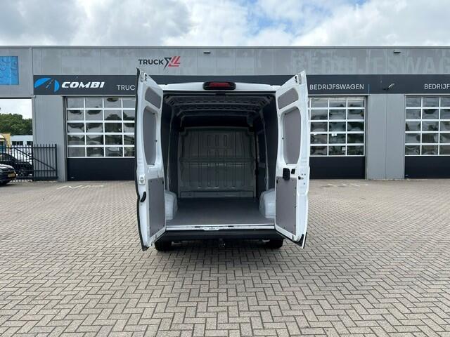 Citroen JUMPER 2.2 BlueHDi 140pk L2H2 Zwaar 3.5t > Trekhaak/Camera/Cruise control...