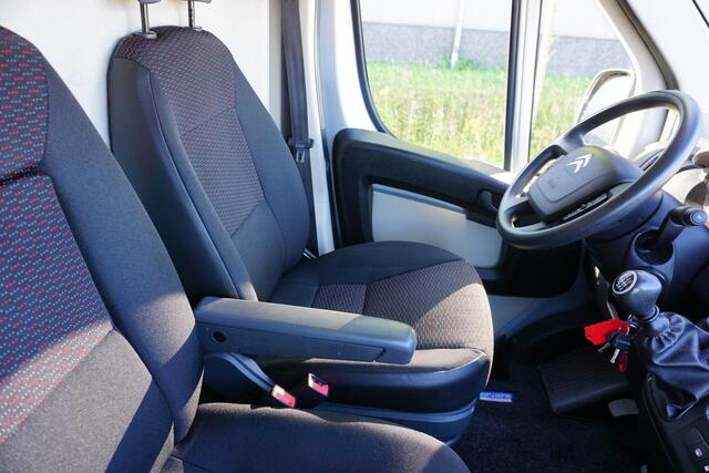 Citroen JUMPER 35 2.0 BlueHDi L3H2 EURO6 |BPM vrij |Camera |Cruise |Navi |Trekhaak |Metallic |163 pk |3500 KG |Mooie Camperbasis |Parkeersensoren |Bluetooth media en telefonie