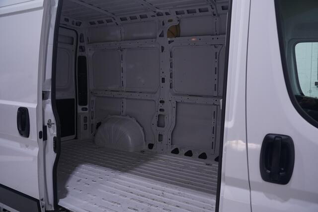 Citroen JUMPER 2.2 HDI 140 pk L2H2 Airco, Cruise Control BPM vrij, Audiosysteem, PDC achter, 3-Zits