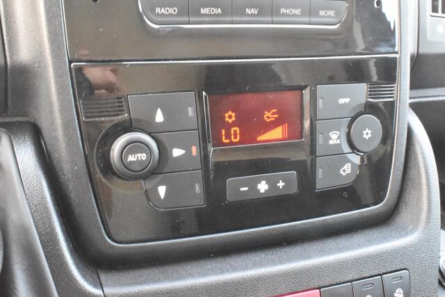 Citroen JUMPER BlueHDi 140 L2H2 Control Economy Navi | Airco | Trekhaak | Lat om lat |