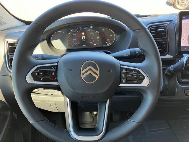 Citroen JUMPER 2.2 BlueHDi 140 S&S L2H2 3.5t | Betimmering | Climate control | Achteruitrijcamera | Digitale binnenspiegel | Navigatie | 3 persoons