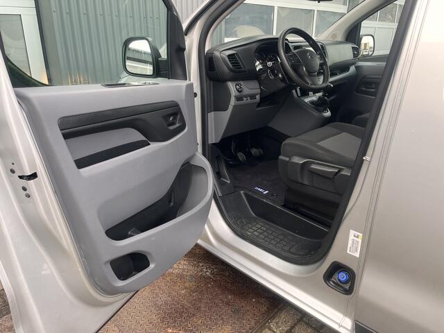 Citroen JUMPY 1.6 BlueHDI 115pk Btw en Bpm vrij Airco Cruise control Schuifdeur Navigatie Telefoonvoorbereiding Parkeersensoren achter Apple carplay Euro 6 Navigatiesysteem 2-Persoons Bestel