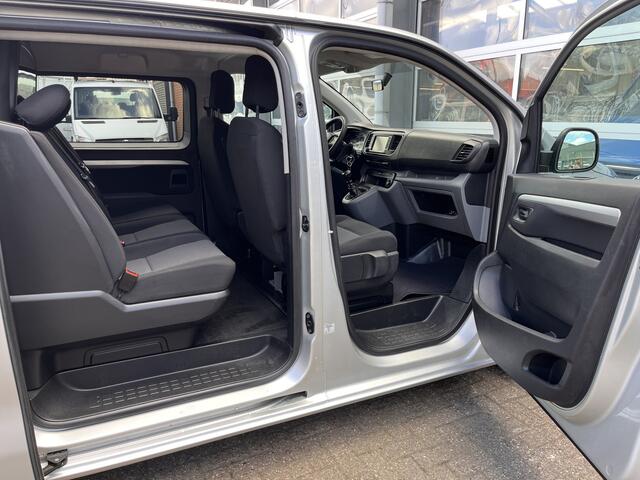 Citroen JUMPY 2.0 HDI 120 XL DC Marge BTW en BPM vrij!! Airco Cruise controle Trekhaak 2500kg Navigatiesysteem 5-Persoons Parkeerhulp achter Apple carplay 1e eigenaar Euro 6 Bpm en Btw vrij voor particulier gebruik !!