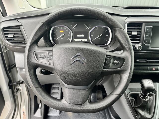 Citroen JUMPY 2.0 BlueHDI DC Marge BTW en BPM vrij!! Airco Cruise controle Trekhaak 2500kg Navigatiesysteem 5-Persoons Parkeerhulp achter Apple carplay 1e eigenaar Euro 6 Bpm en Btw vrij voor particulier gebruik !!