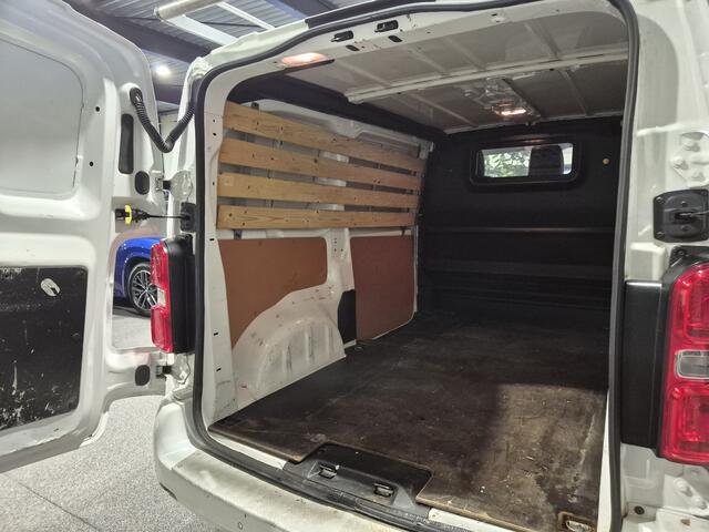 Citroen JUMPY 2.0 BlueHDI 120 M Driver Imperial | Trekhaak | Zijschuifdeur | 3-pers. | Zeer compleet