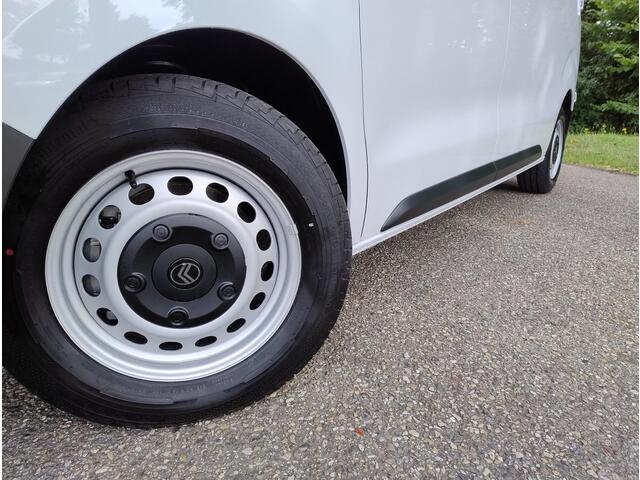 Citroen JUMPY L2 1.5 BlueHDI 120pk | BPM vrij | NAVI | Multimedia | Apple Carplay | Android Auto | Digital cockpit | Achteruitrijcamera | Parkeersensoren achter | Elektrisch inklapbare spiegels | Mistlampen | Bestuurdersstoel comfort met armsteun | Bank voorpassagiers