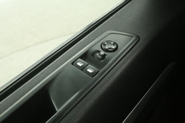 Citroen JUMPY 2.0 BlueHDI I L3H1 | DC | 6 Zits | Airco | Cruise | Carplay | Trekhaak | Parkeersens.