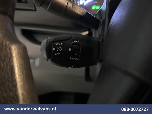 Citroen JUMPY 2.0 BlueHDI 123pk L2H1 Euro6 Airco | Camera | Navigatie | Apple Carplay | Cruisecontrol | LM Velgen Android Auto, 2500kg Trekhaak, Parkeersensoren, Bijrijdersbank