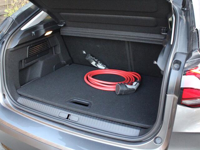 Citroen ë-C4 Feel 50 kWh 136PK Achteruitrijcamera, Cruise Control, Parkeersensoren Achter, Led Koplampen, Lichtmetalen Velgen