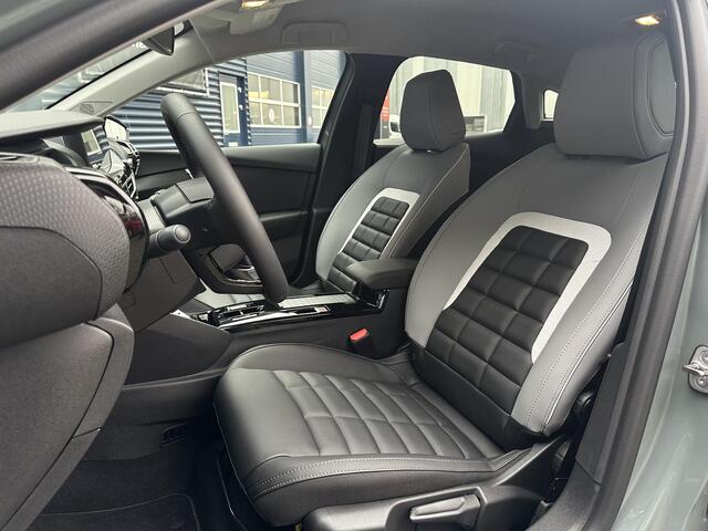 Citroen ë-C4 Max 54 kWh 156pk | Facelift!! | Parkeercamera/-sensoren (voor/achter) | Draadloze Carplay | DAB | Comfort Stoelen | Head-Up Display | LED | Draadloze telefoonlader | Skiluik | Stoel-/Stuurverwarming |