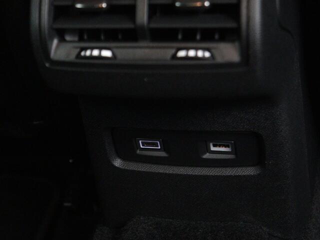 Citroen ë-C4 Feel Pack 50 kWh | Rijklaar | Parkeersensoren achter | Camera achter | Apple carplay / Android auto |