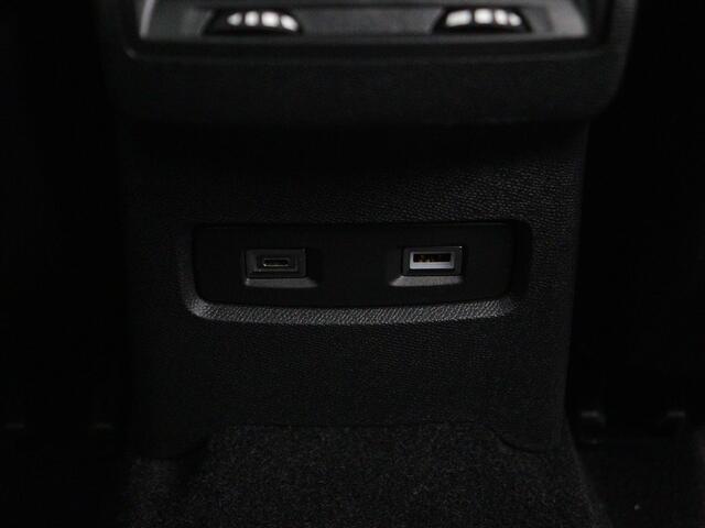 Citroen ë-C4 Feel Pack 50 kWh | Rijklaar | Parkeersensoren achter | Camera achter | Apple carplay / Android auto |