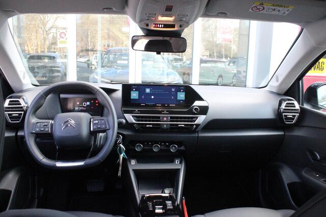 Citroen ë-C4 FEEL PACK 136PK 50 kWh | ACHTERUITRIJ CAMERA | NAVIGATIE | APPLE CARPLAY/ANDROID AUTO | LED KOPLAMPEN | CLIMATE CONTROL | CRUISE CONTROL | 18" LICHTMETALEN VELGEN | DAB+ RADIO |