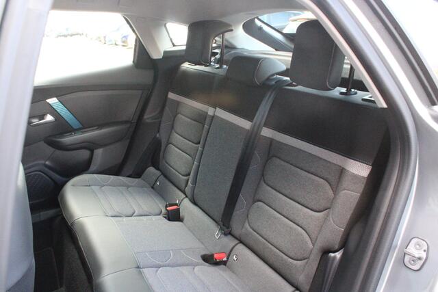 Citroen ë-C4 FEEL PACK 136PK 50 kWh | ACHTERUITRIJ CAMERA | NAVIGATIE | APPLE CARPLAY/ANDROID AUTO | LED KOPLAMPEN | CLIMATE CONTROL | CRUISE CONTROL | 18" LICHTMETALEN VELGEN | DAB+ RADIO |