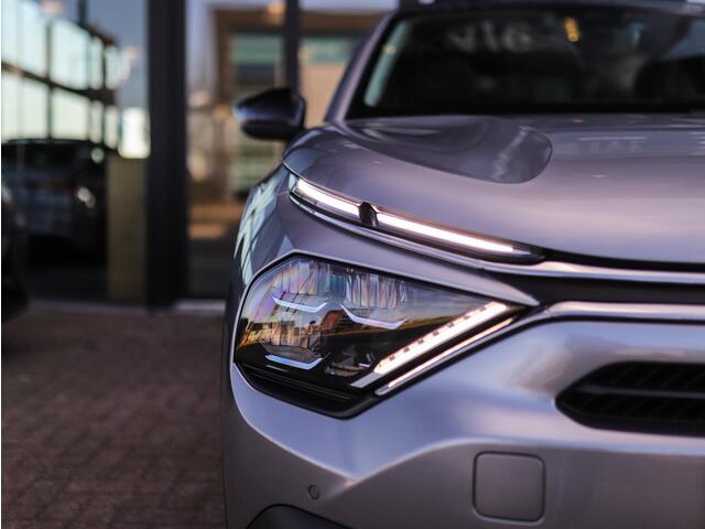 Citroen ë-C4 X Shine 50 kWh | Keyless | Camera | Stoelverw. | HUD | Leder