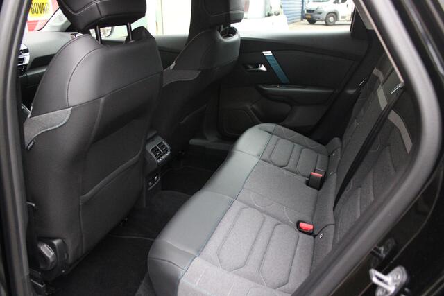 Citroen ë-C4 FEEL PACK 136PK 50 kWh | ACHTERUITRIJ CAMERA | NAVIGATIE | APPLE CARPLAY/ANDROID AUTO | LED KOPLAMPEN | CLIMATE CONTROL | CRUISE CONTROL | 18" LICHTMETALEN VELGEN | DAB+ RADIO |