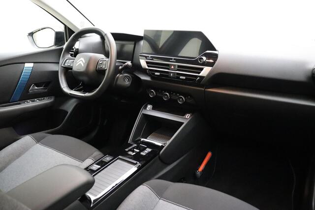 Citroen ë-C4 Feel 136pk 50kWh 3 fase | Stoel, Stuur en Voorruitverwarming | Adaptive Cruise Control | DAB+ | Dodehoekbewaking | 18inch Licht Metalen Velgen | Parkeerhulp rondom