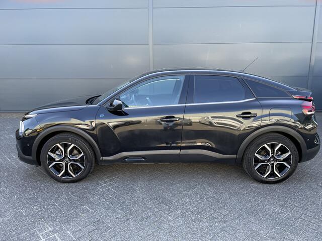 Citroen ë-C4 Shine Pack 50 kWh (Elektrisch Schuifdak - Stoelverwarming - Camera - Keyless Entry - Leder - 360gr Camera - Parkeersensoren V+A - Adaptieve Cruise Controle)