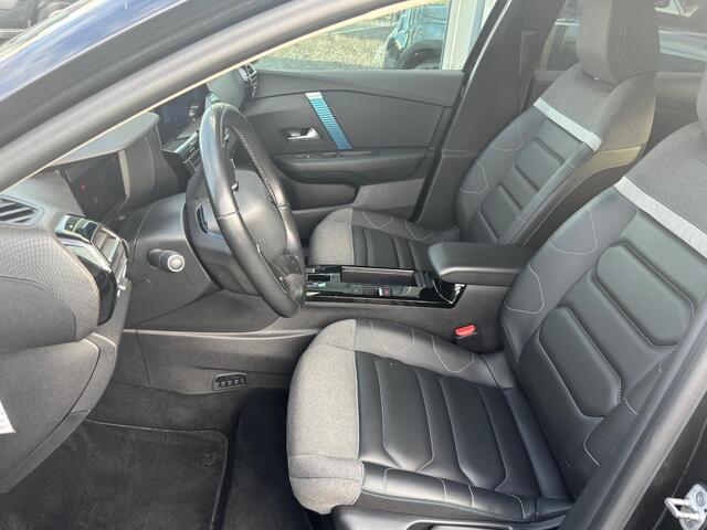 Citroen ë-C4 Shine 50 kWh Rijklaar geleverd incl 12 maanden BOVAG garantie! | OBC reeds vervangen! |