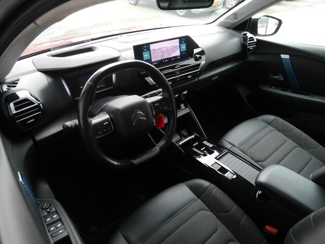 Citroen ë-C4 Feel Edition 50 kWh | Stoel en stuurverwarming | Head up display | Navigatie | Climate control | 18 inch lichtmetalen velgen | Achteruitrijcamera | Verwarmde voorruit