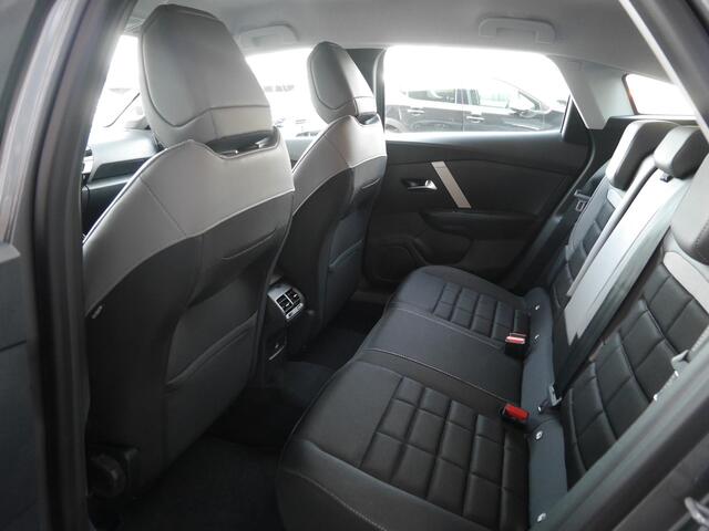 Citroen ë-C4 Business 156pk Extended range 54 kWh | Nieuwe auto | Navigatie | Achteruitrijcamera | Climate control | Stoelverwarming | Adaptive cruise control| 18 inch lichtmetalen velgen