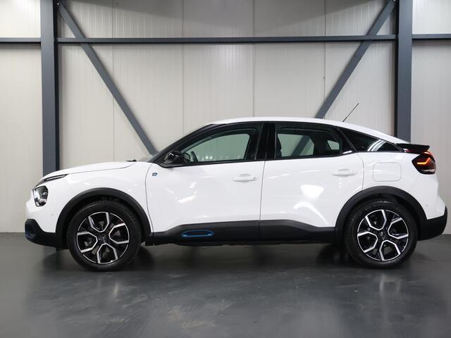 Citroen ë-C4 Feel Pack 50 kWh 136PK | 1ste eigenaar | AppleCarPlay/AndroidAuto | Head-Up Display | Navigatie | Adaptive Cruise Control | Keyless | Leer/Stof | StoelVerwarming | FULL LED | Camera | Isofix |