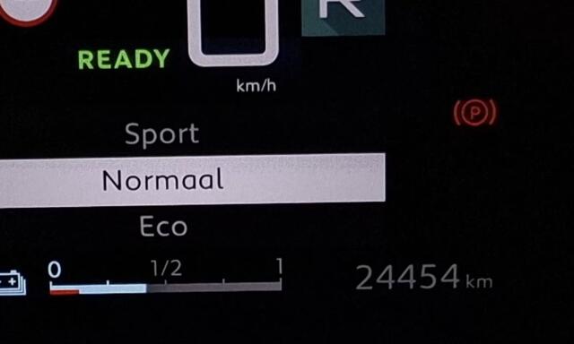 Citroen ë-C4 You 50 kWh Cruise / Camera / Lage km stand