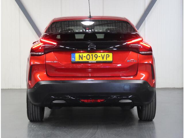 Citroen ë-C4 Shine 50 kWh 136PK | Accu 92,4% | Head-Up Display | Adaptive Cruise Control | 360'Camera | Keyless | AppleCarPlay/AndroidAuto | Navigatie | StuurVerwarmd | LED | Stof/Lederenbekleding | Isofix | Privacy Glass | Parkeersensoren |