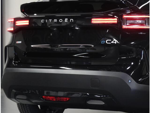 Citroen ë-C4 Collection 156pk Extended range 54 kWh | Stoelverwarming | Keyless Entry/Start | Navigatie | Warmtepomp | ClimateControl | Camera | CruiseControl | AppleCarPlay/AndroidAuto