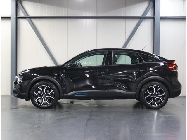 Citroen ë-C4 Feel Pack 50 kWh 136PK | 1ste Eigenaar | Head-Up Display | Cruise Control | Camera | Keyless | AppleCarPlay/AndroidAuto | Navigatie | LED | Stof/Lederenbekleding | Isofix | Parkeersensoren |