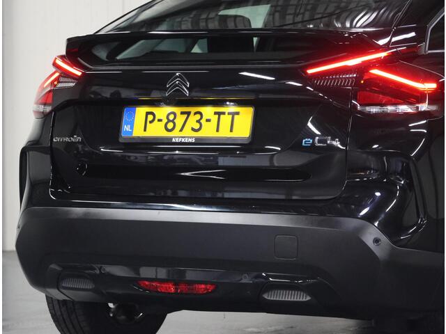 Citroen ë-C4 Feel Pack 50 kWh 136PK | 1ste Eigenaar | Head-Up Display | Cruise Control | Camera | Keyless | AppleCarPlay/AndroidAuto | Navigatie | LED | Stof/Lederenbekleding | Isofix | Parkeersensoren |