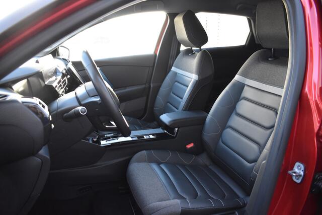 Citroen ë-C4 Shine 50 kWh | SOH 91% | Navigatie | Airconditioning ECC | Apple Carplay & Android Auto | Camera | Drive assist | Stoelverwarming | Keyless | Leder / stof | Head Up Display | Dodehoek Detectie | Parkeersensoren voor en achter | Lichtmetaal | Zeer Compleet