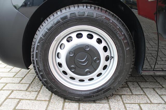 Citroen ë-Jumpy L2 136PK AUTOMAAT 75 kWh | NAVIGATIE 10" TOUCHSCREEN | ACHTERUITRIJ CAMERA | APPLE CARPLAY/ANDROID AUTO | PARKEERSENSOREN | CRUISE CONTROL | DAB+ RADIO | NIEUWE BUS! | 3-ZITS |