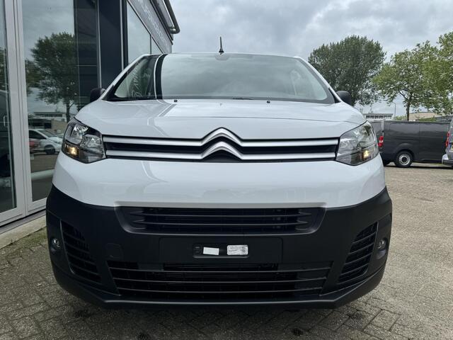 Citroen ë-Jumpy L2 50 kWh 136pk AUTOMAAT | ACTIE op = op! | 230 km WLTP | NAVI | Multimedia | Apple Carplay | Android Auto | Parkeersensoren achter | Bestuurdersstoel comfort | Bank voorpassagiers met opbergruimte| ECall pakket met geprogrammeerd voorverwarmen | Laadkabe