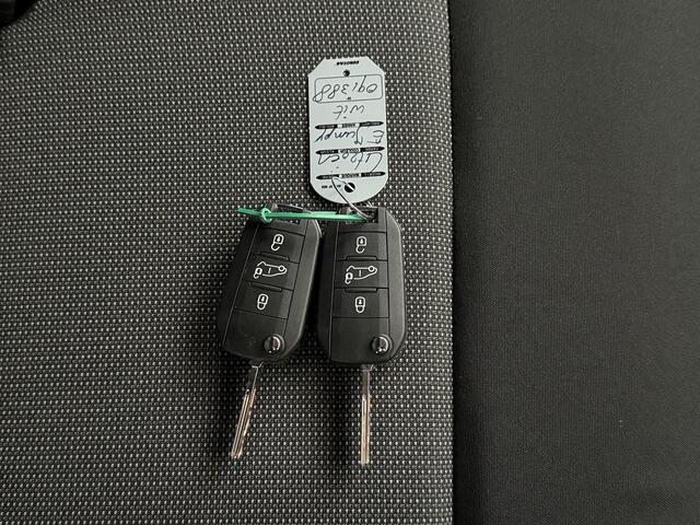 Citroen ë-Jumpy 75Kwh Lang | 330 Km WLTP | Airco | Cruise | Multimedia | 3-Persoons