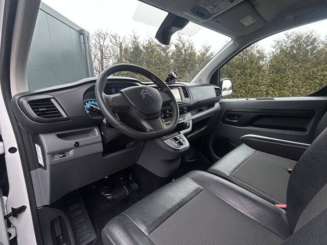 Citroen ë-Jumpy 75 kWh / 1e EIG. / L2H1 / 100% ELEKTRISCH / TREKHAAK / INRICHTING / AIRCO / CRUISE / NAVI / APPLE CARPLAY