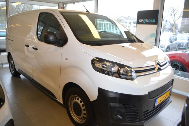 Citroen ë-Jumpy Control M 75 kWh I AUTOMAAT I PARKEERSENSOREN ACHTER I 3 SEATER I LAADRUIMTE GEHEEL BETIMMERD I AIRCO I CENTRALE DEURVERGRENDELING I ACHTERDEUREN GESCHIKT VOOR BELADING MET HEFTRUCK