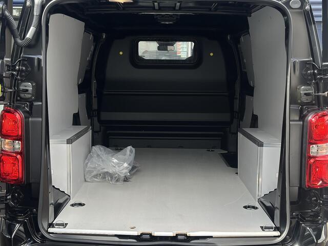 Citroen ë-Jumpy L3 136 75 kWh | STX | Leer | Stoel/-Stuurverwarming | Draadloze telefoonlader | Apple Carplay/Android Auto | Lichtmetalen velgen | Climate Control | Cruise Control | Parkeercamera/-sensoren | Inbouw |